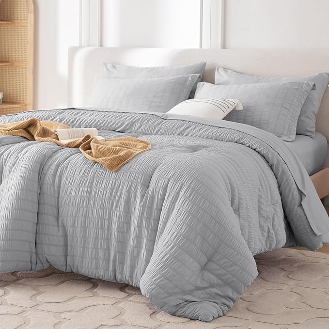 Bedding & Linens