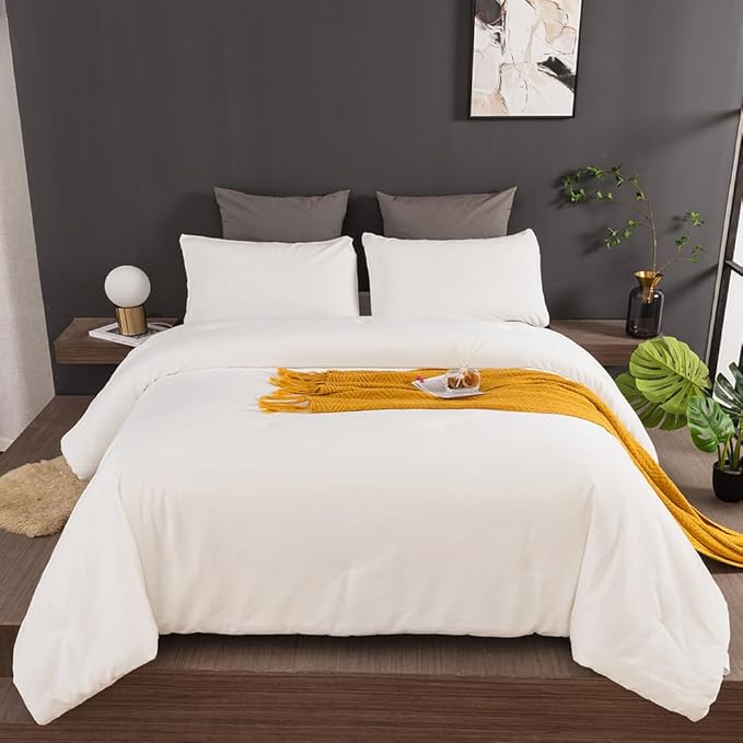 CLOTHKNOW White Fluffy Queen Comforter Set Velvet Bedding Comforter Sets All Season Soft White Comforter Queen with 2 x Pillow Cases
