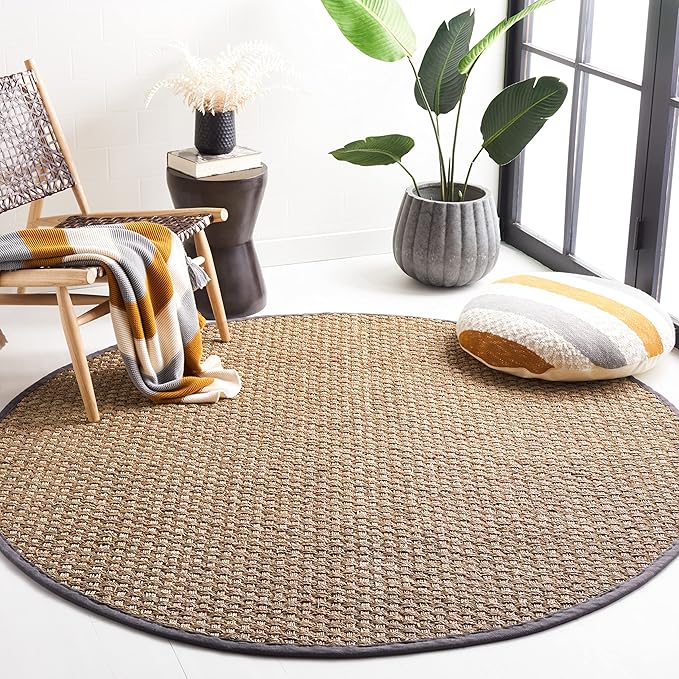 SAFAVIEH Area Rug 6' Round - Natural Fiber Collection - Natural & Dark Grey, Seagrass, Basketweave Pattern with Border (NF114Q)